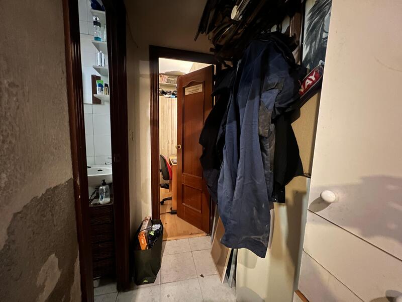 LOCAL COMERCIAL EN VENTA EN CARABANCHEL - PUERTA BONITA