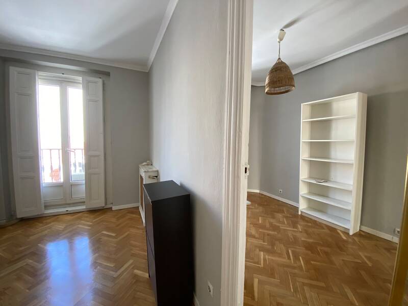 PISO EN ALQUILER EN CHAMBER� - TRAFALGAR