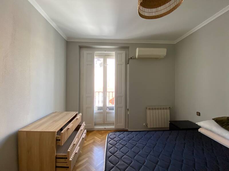 PISO EN ALQUILER EN CHAMBER� - TRAFALGAR