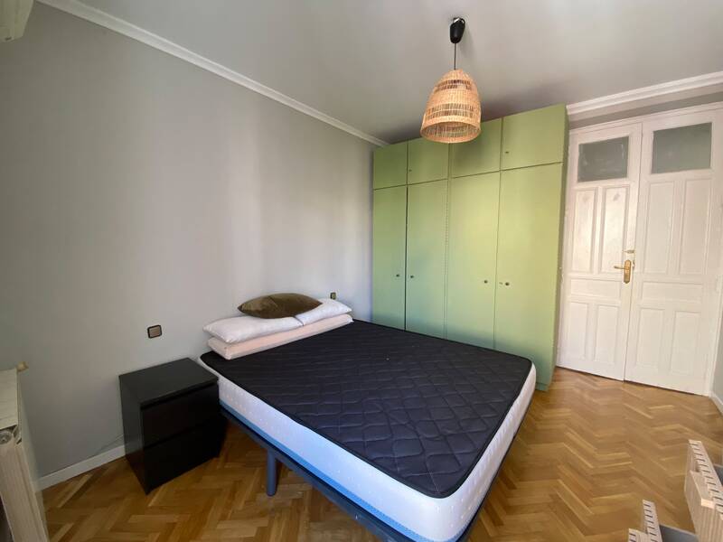 PISO EN ALQUILER EN CHAMBER� - TRAFALGAR