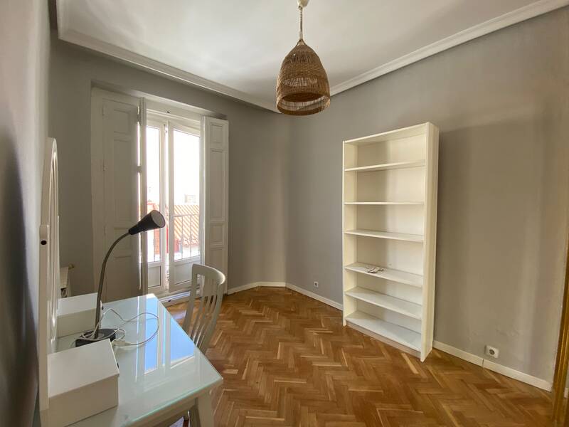 PISO EN ALQUILER EN CHAMBER� - TRAFALGAR