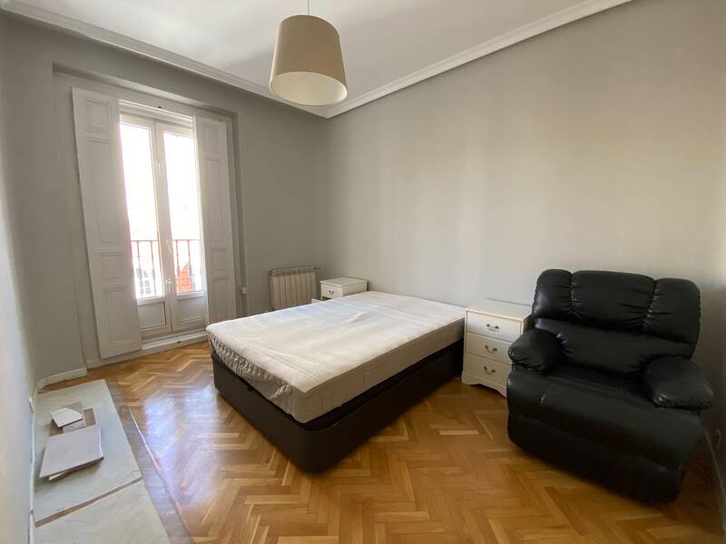 PISO EN ALQUILER EN CHAMBER� - TRAFALGAR