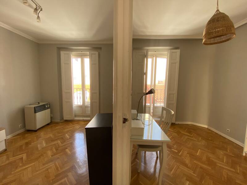 PISO EN ALQUILER EN CHAMBER� - TRAFALGAR