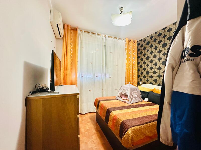 PISO EN VENTA EN CARABANCHEL - OPA�EL