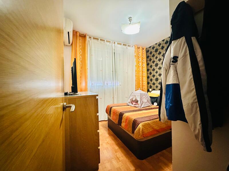 PISO EN VENTA EN CARABANCHEL - OPA�EL