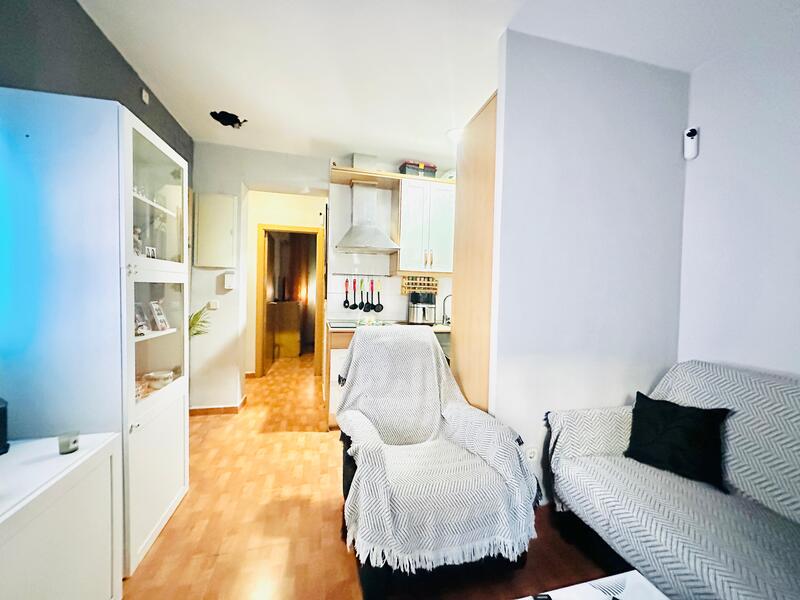 PISO EN VENTA EN CARABANCHEL - OPA�EL