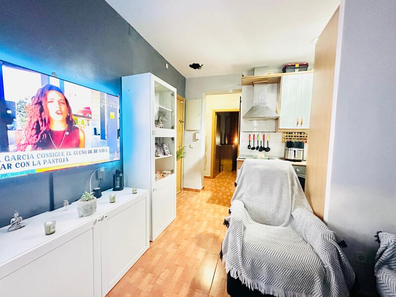 PISO EN VENTA EN CARABANCHEL - OPA�EL