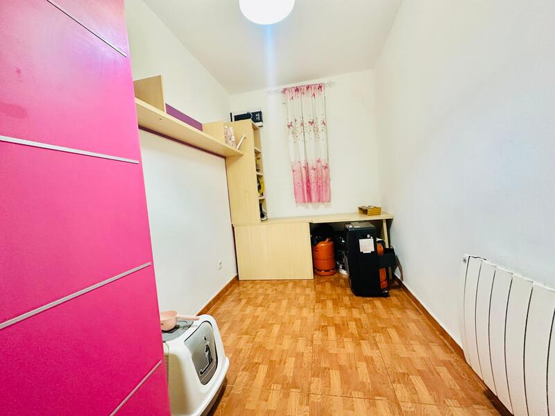 PISO EN VENTA EN CARABANCHEL - OPA�EL