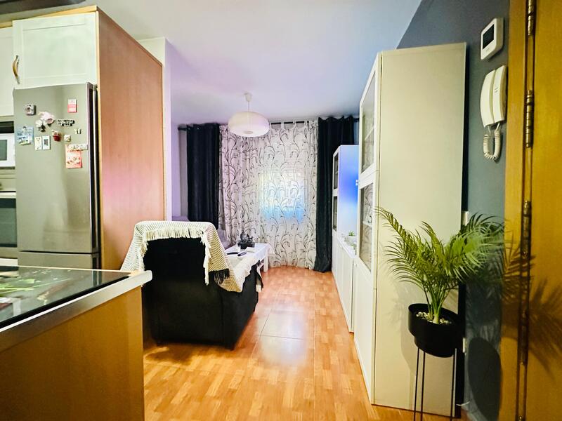 PISO EN VENTA EN CARABANCHEL - OPA�EL