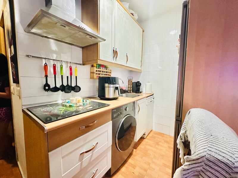 PISO EN VENTA EN CARABANCHEL - OPA�EL