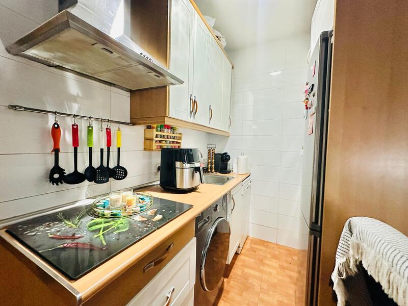 PISO EN VENTA EN CARABANCHEL - OPA�EL
