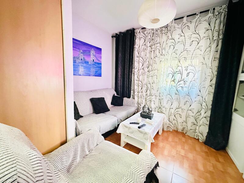 PISO EN VENTA EN CARABANCHEL - OPA�EL