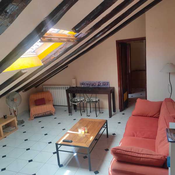 PISO EN VENTA EN CENTRO - UNIVERSIDAD