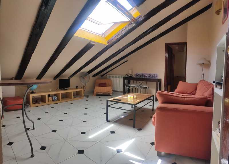 PISO EN VENTA EN CENTRO - UNIVERSIDAD