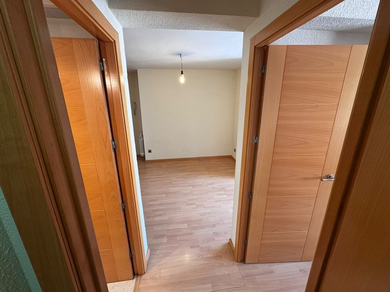 PISO EN ALQUILER EN VIC�LVARO - AMBROZ