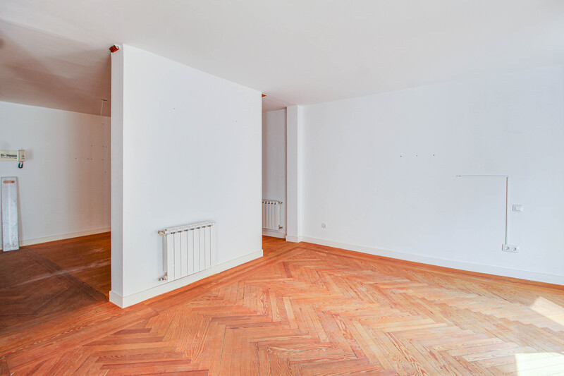PISO EN VENTA EN CENTRO - UNIVERSIDAD