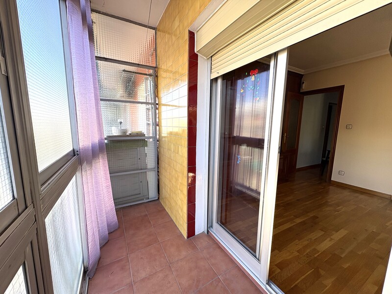 PISO EN VENTA EN VIC�LVARO - AMBROZ
