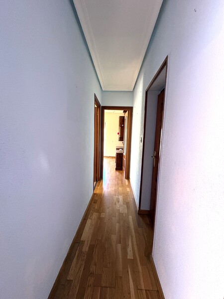 PISO EN VENTA EN VIC�LVARO - AMBROZ