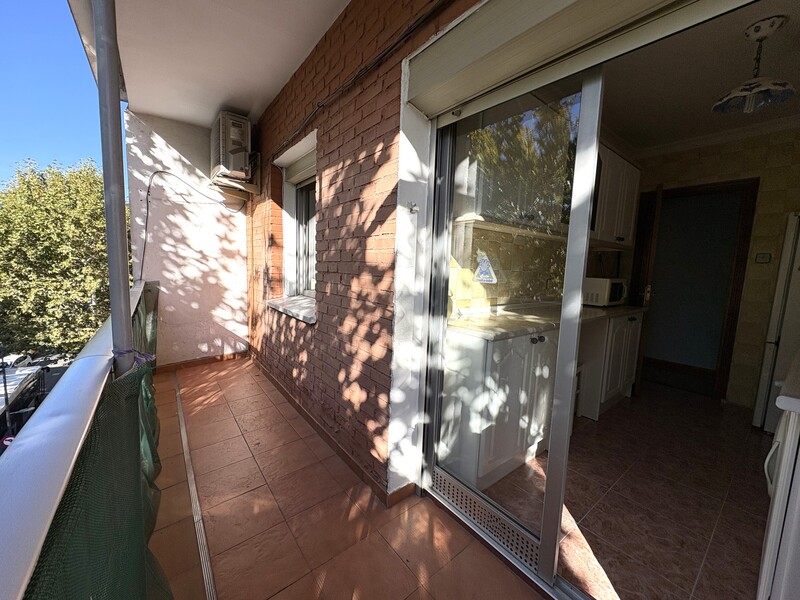 PISO EN VENTA EN VIC�LVARO - AMBROZ