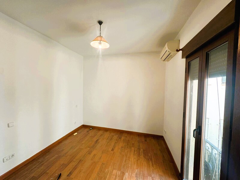 PISO EN VENTA EN CENTRO - SOL
