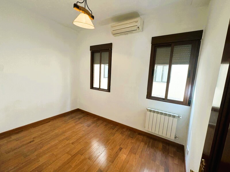 PISO EN VENTA EN CENTRO - SOL